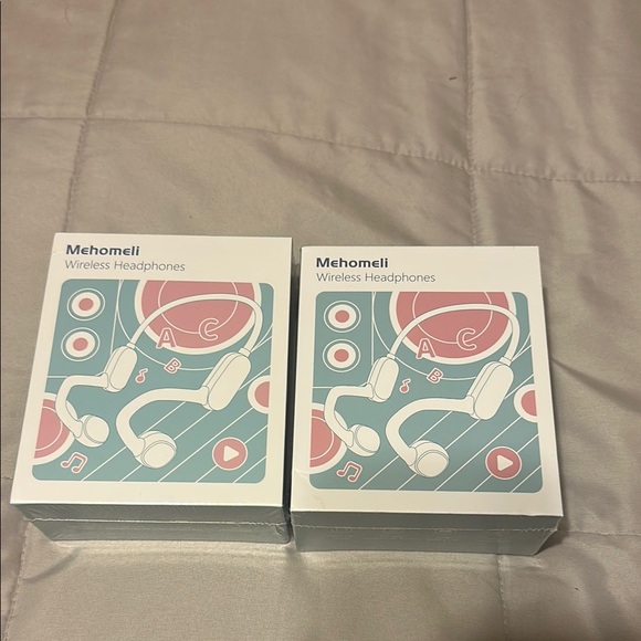 Amazon Mehomeli Wireless Headphones - White and Pink - Picture 1 of 2